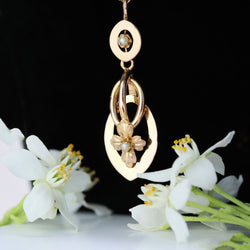 Pendentif en or rose et perles