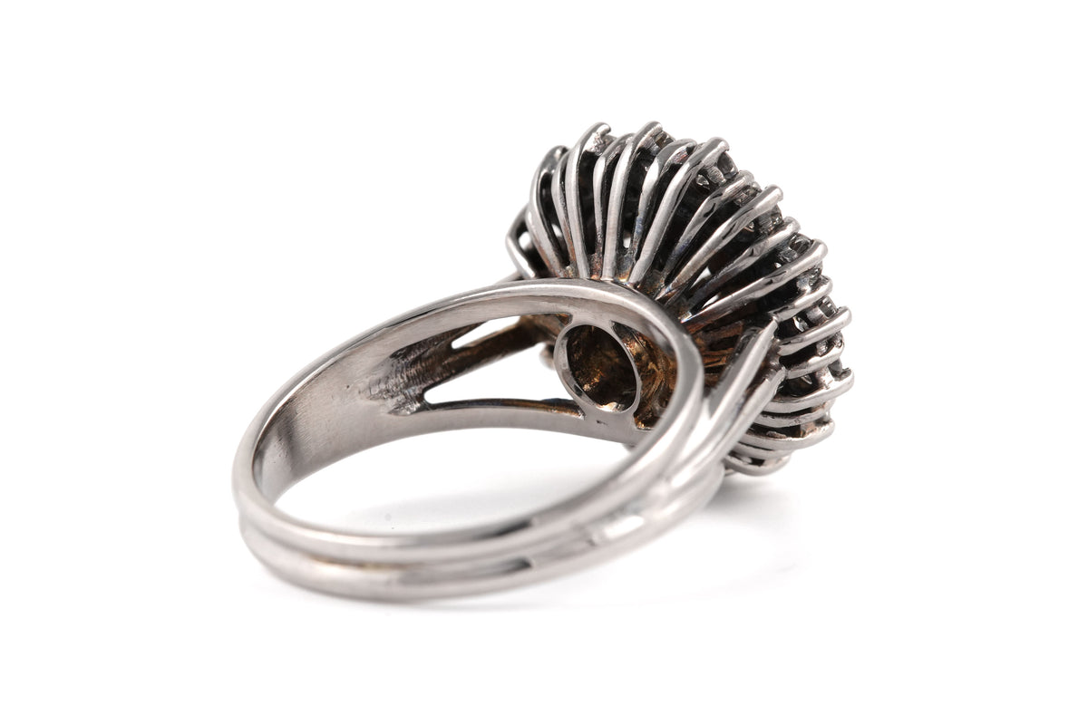 Bague Entourage en or blanc et diamants