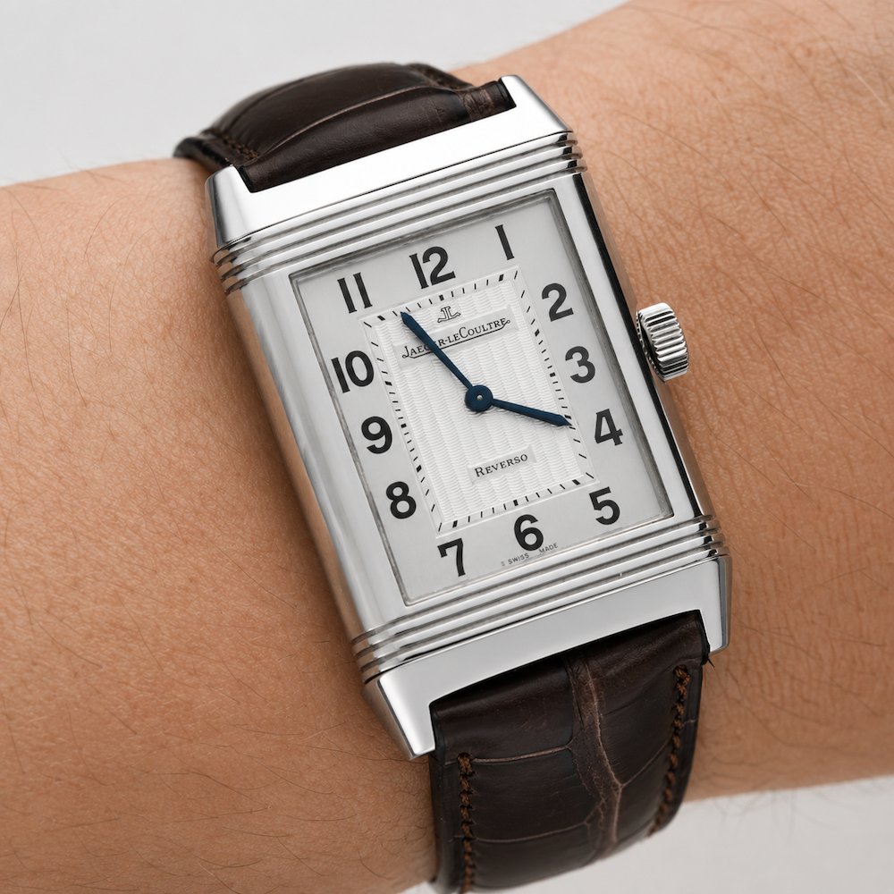 Montre JAEGER-LECOULTRE "Reverso" GM en acier et cuir