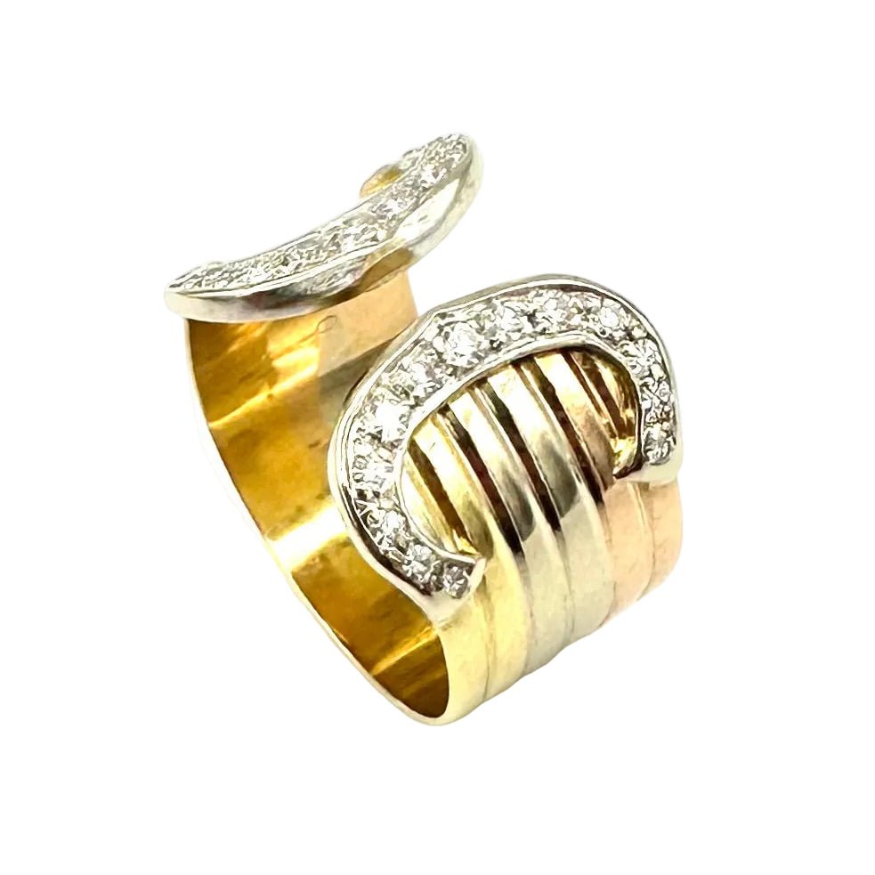 Bague CARTIER Double C en or blanc, or jaune, or rose et diamants