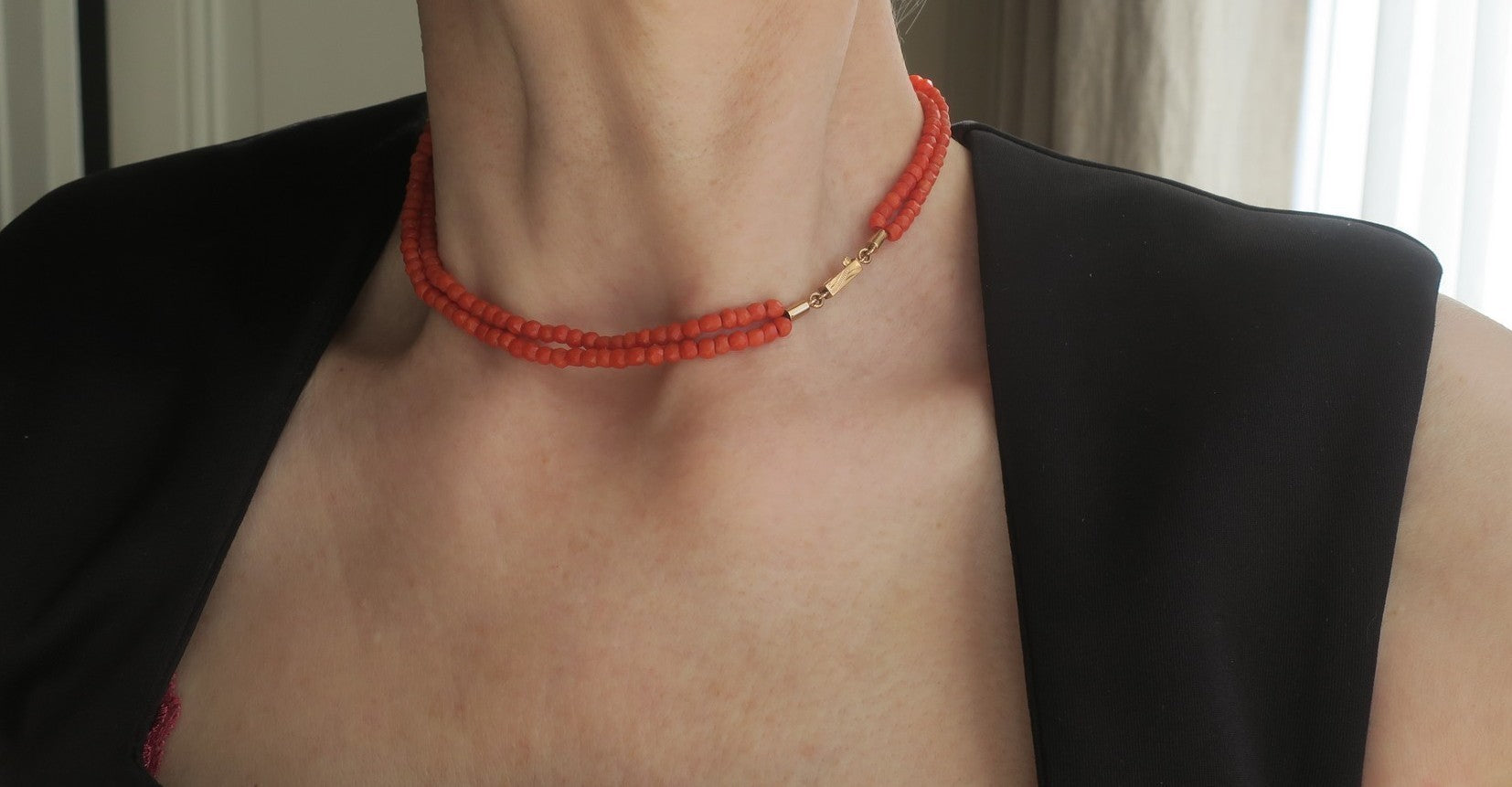 Collier Choker deux rangs en corail de Méditerranée et or Rose