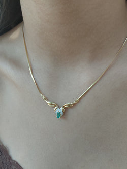Collier En Or Jaune, Emeraude Et Diamants