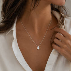 Collier Pendentif en or blanc et diamant