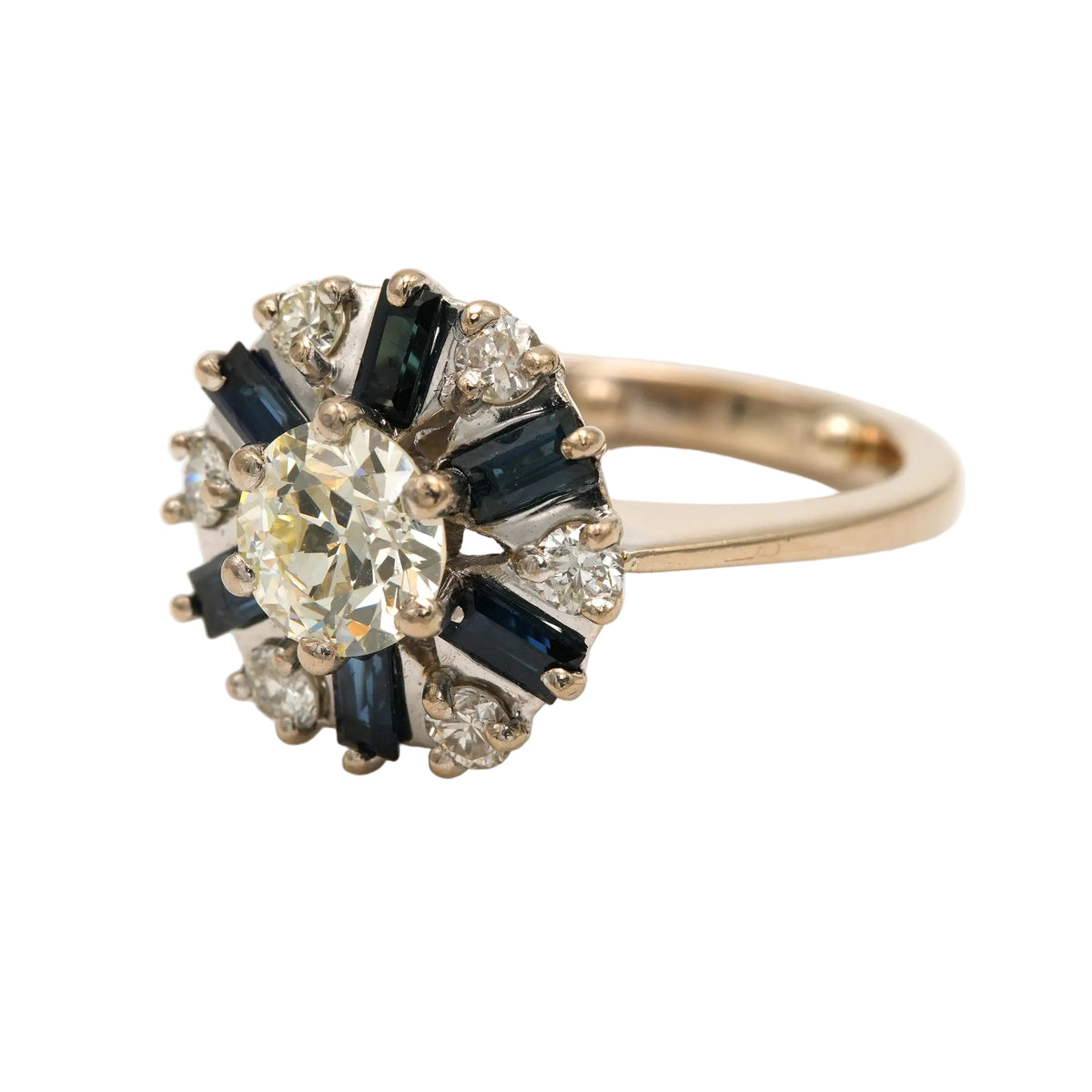 Bague Entourage en or blanc, saphirs et diamants