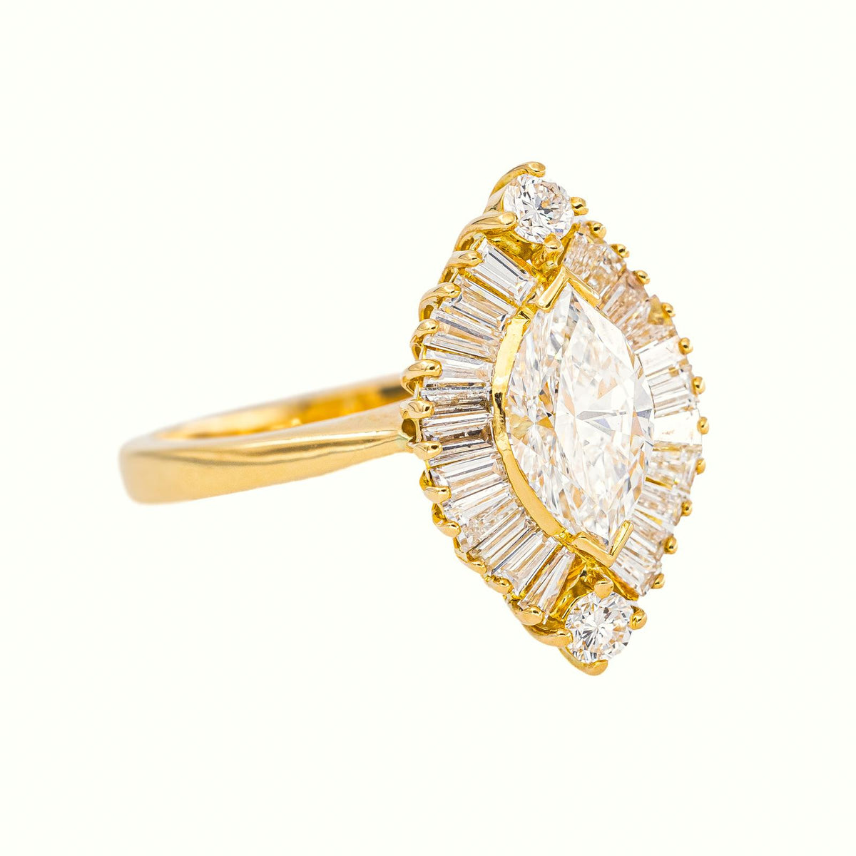 Bague Marquise Or jaune Diamant