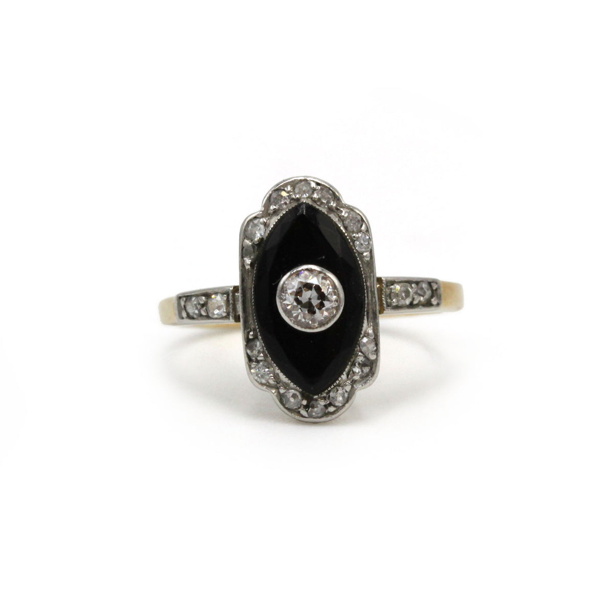 Bague en or jaune, platine, onyx et diamants