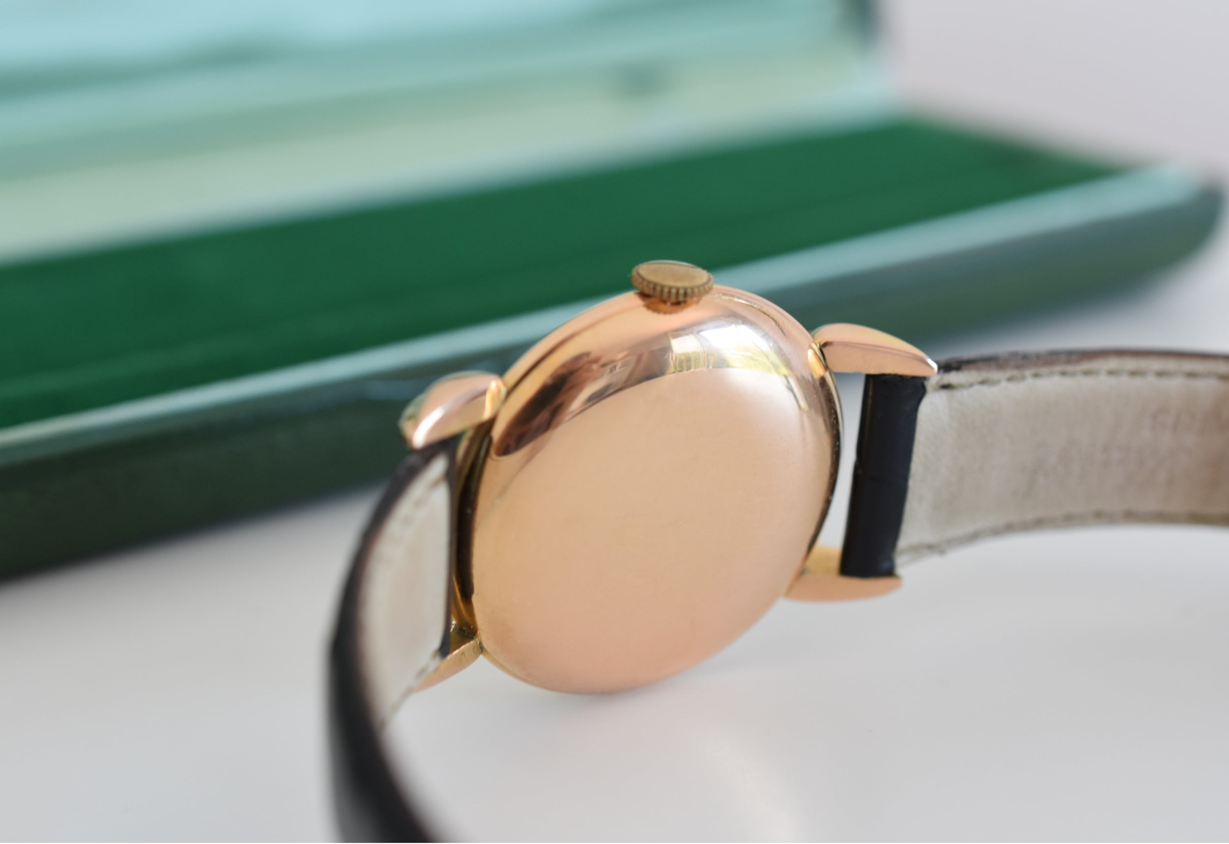Montre ROLEX "Chronomètre" en or rose, acier et cuir