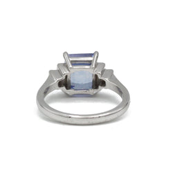 Bague en platine, saphir et diamants