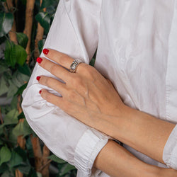 Bague Bandeau en or blanc et rubis