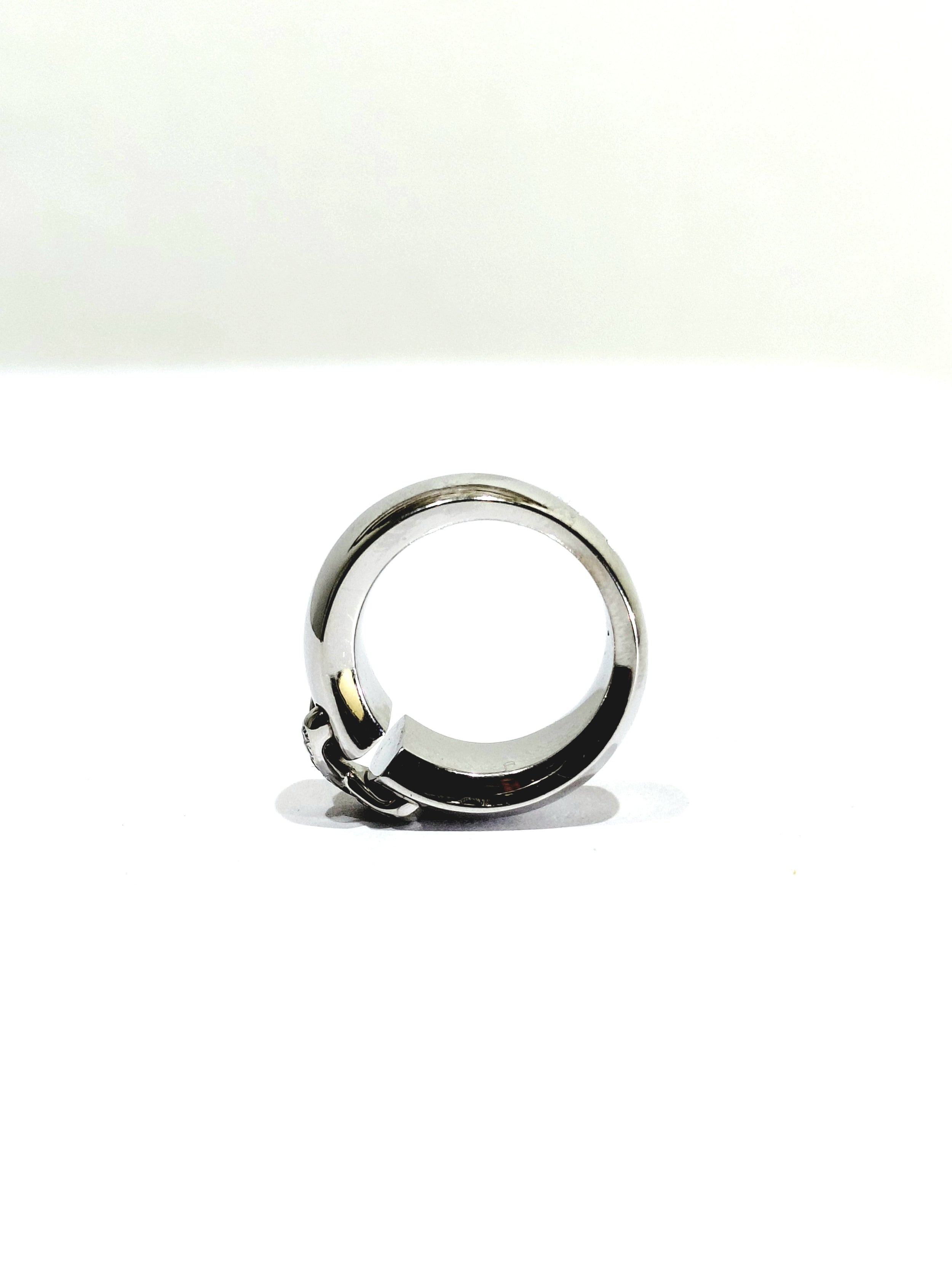 Bague CHAUMET en or blanc et diamants