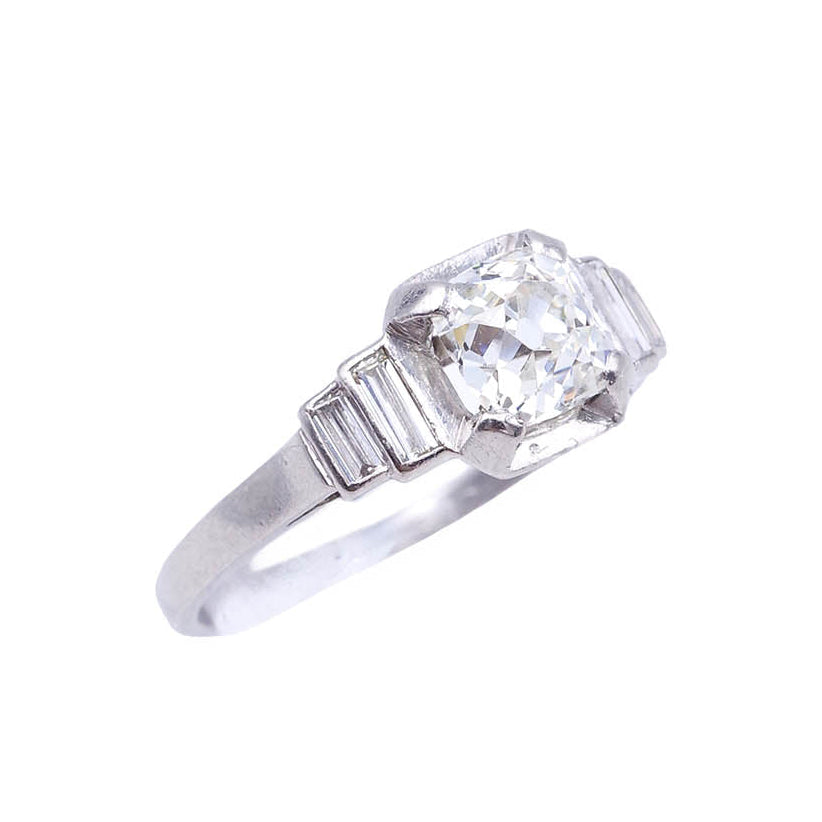 Bague en platine et diamants