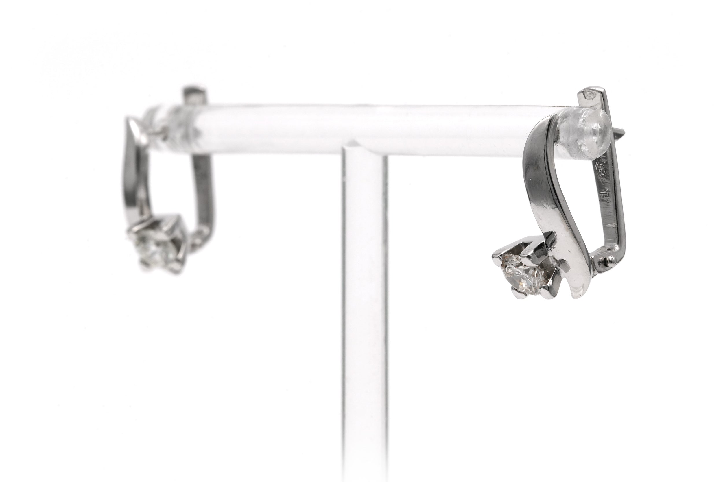 Boucles d'oreilles Dormeuses en or blanc et diamants