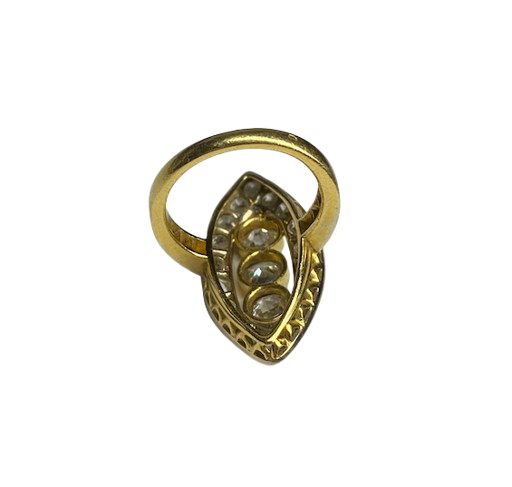 Bague Marquise en or jaune et diamants