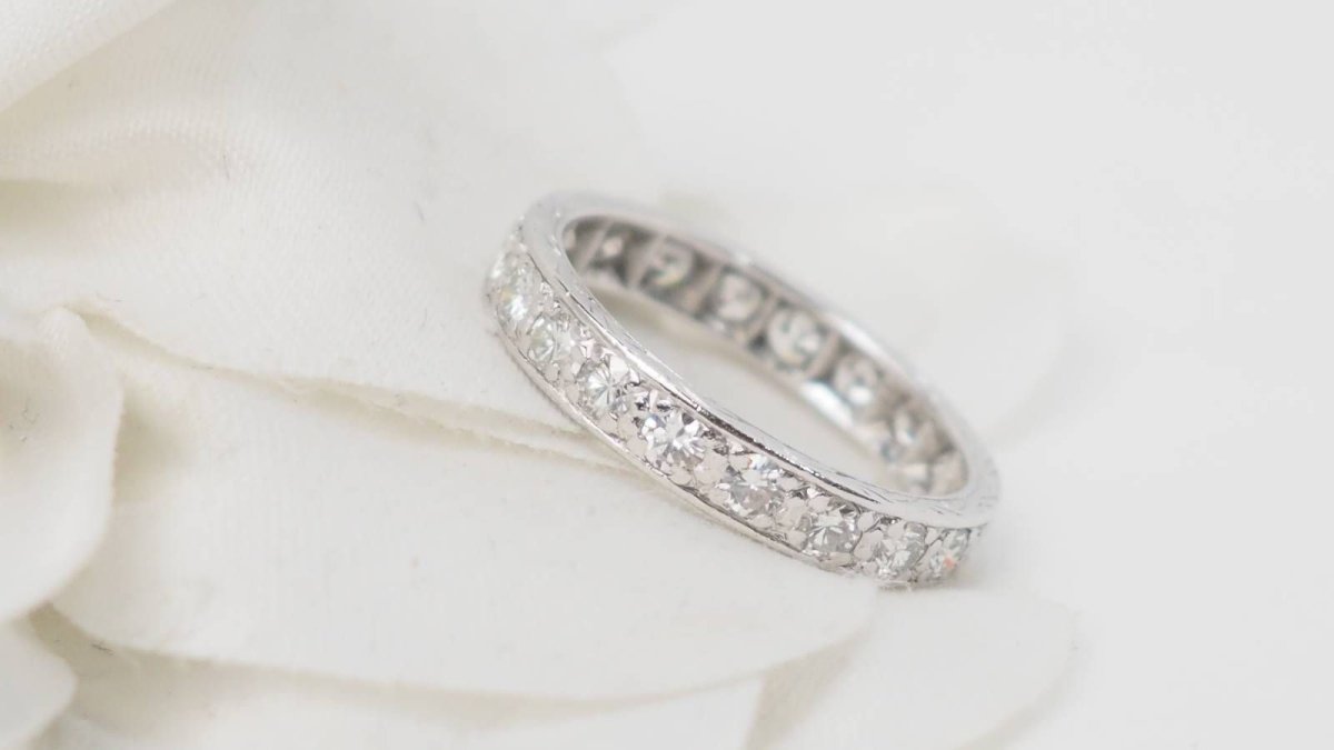 Alliance américaine en or blanc et diamants 0,90ct - Castafiore