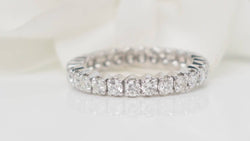 Alliance américaine en or blanc et diamants - Castafiore