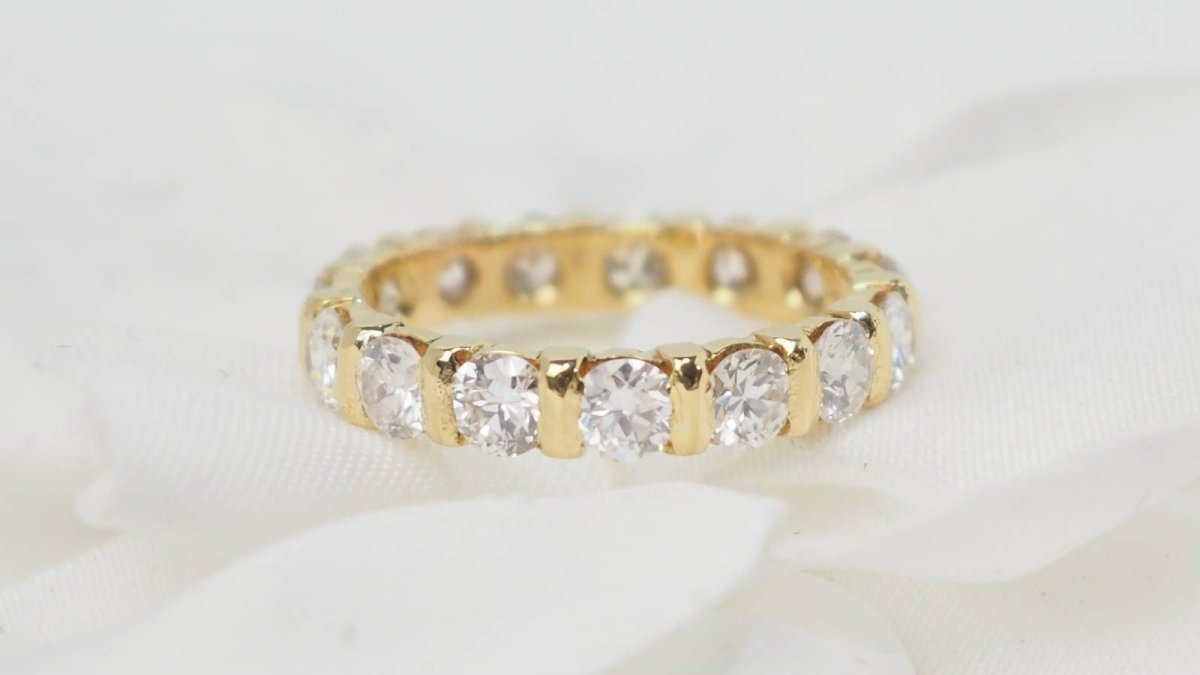 Alliance américaine en or jaune et diamants 2,40cts - Castafiore