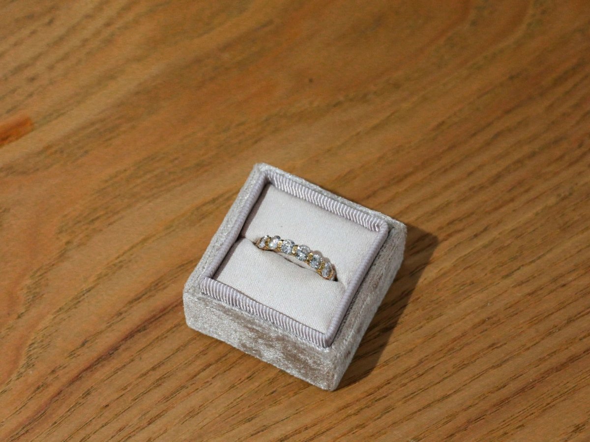 Alliance américaine vintage en or jaune et diamants - Castafiore