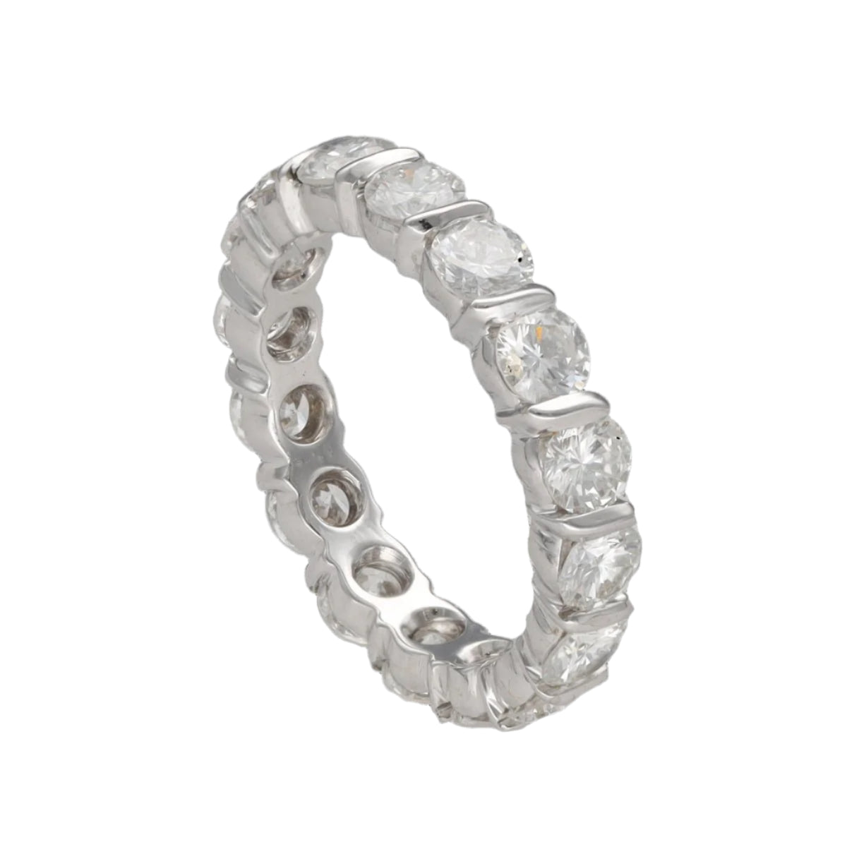 Alliance en or gris 18 Cts avec 2,40 Cts de diamants H - VS. Taille 50 - Castafiore
