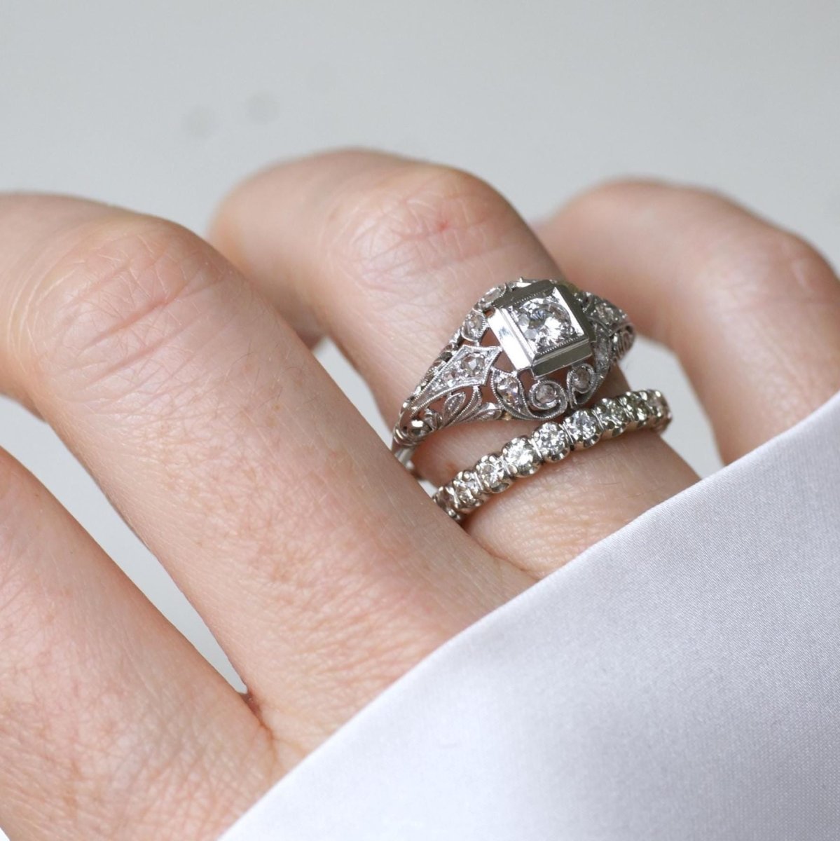 Alliance Tour Complet en or blanc et diamants - Castafiore