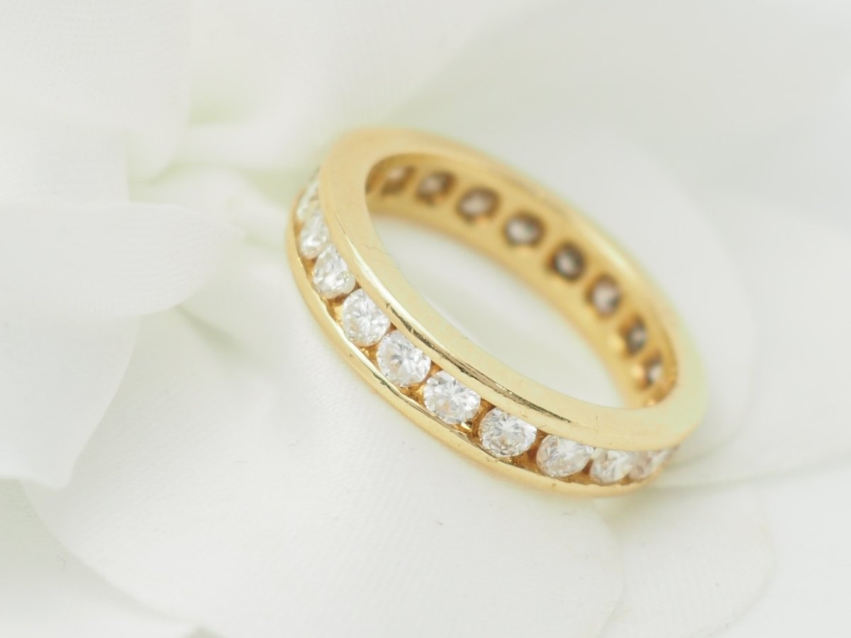 Alliance tour complet en or jaune et diamants 1,32ct - Castafiore