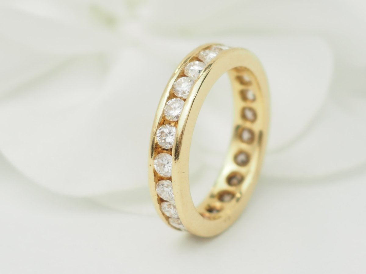 Alliance tour complet en or jaune et diamants 1,32ct - Castafiore