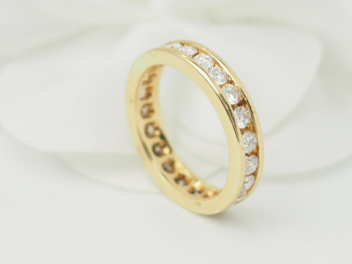 Alliance tour complet en or jaune et diamants 1,32ct - Castafiore