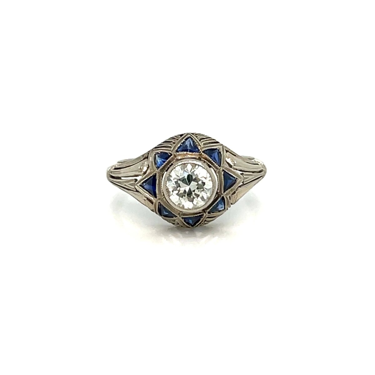 Art Deco 0.80 Carat Diamond Sapphire Filigree Ring - Castafiore