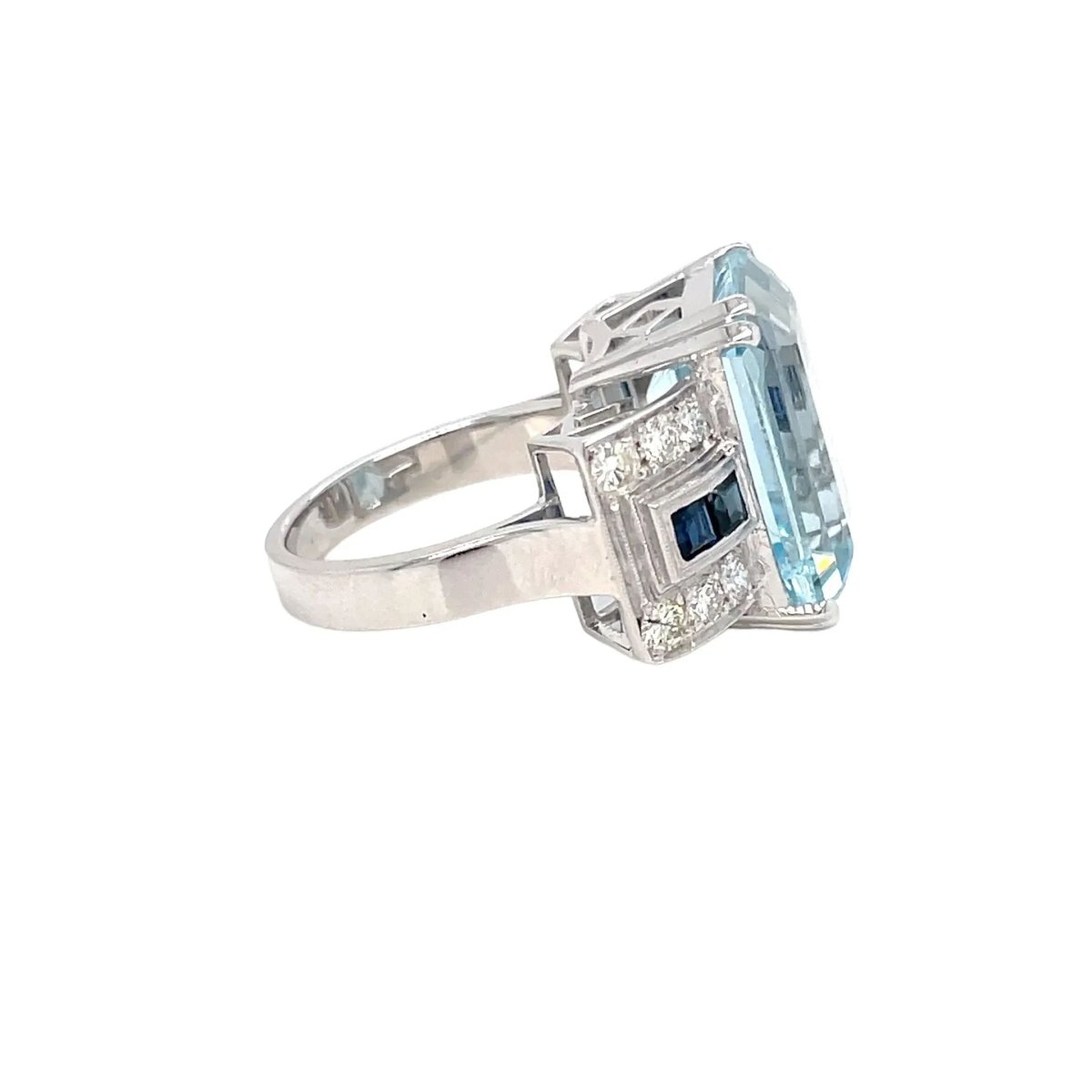 Art Deco 12 Carat Aquamarine Diamond Sapphire Gold Ring - Castafiore