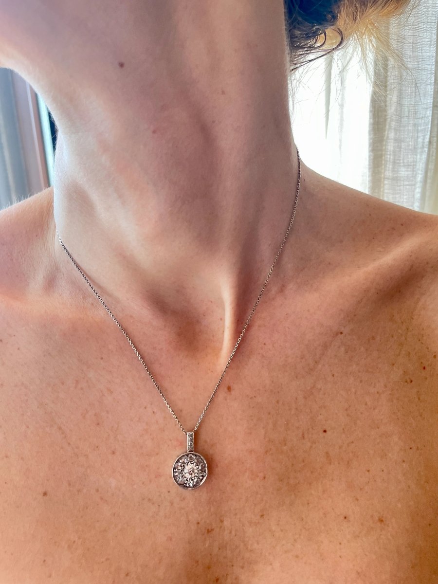 Art Deco 2.10 Carat Diamond Pendant Necklace - Castafiore
