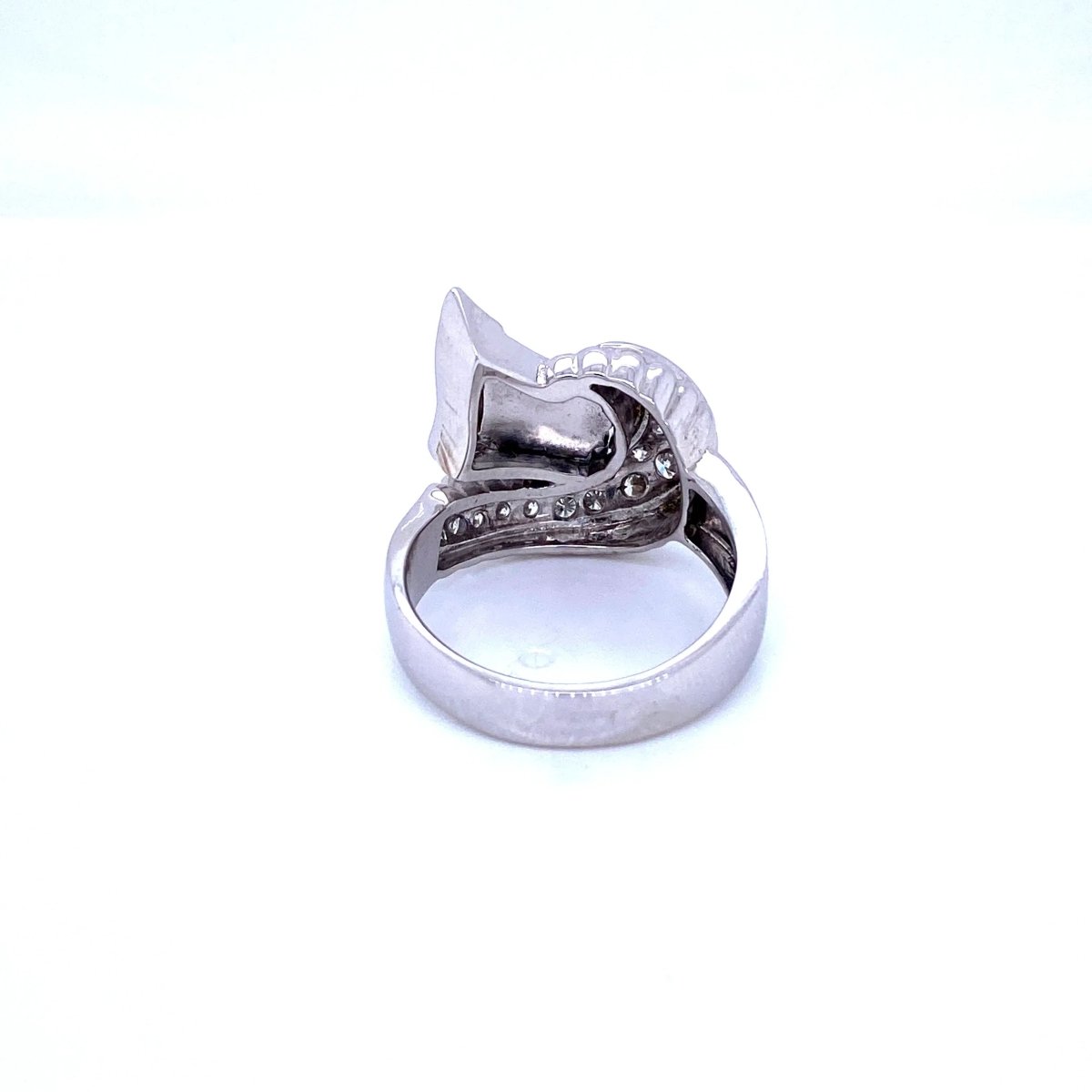 Art Deco Style Diamond Gold Bow Ring - Castafiore