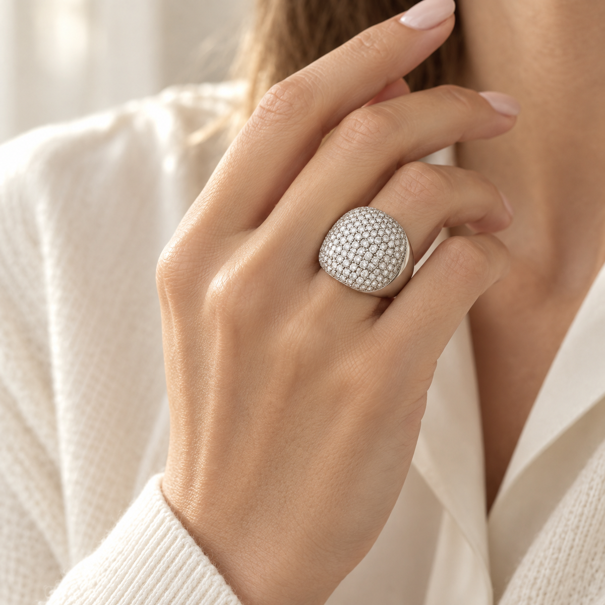 Bague Pavée en or blanc et diamants