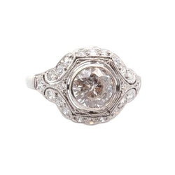 Bague en platine et diamants