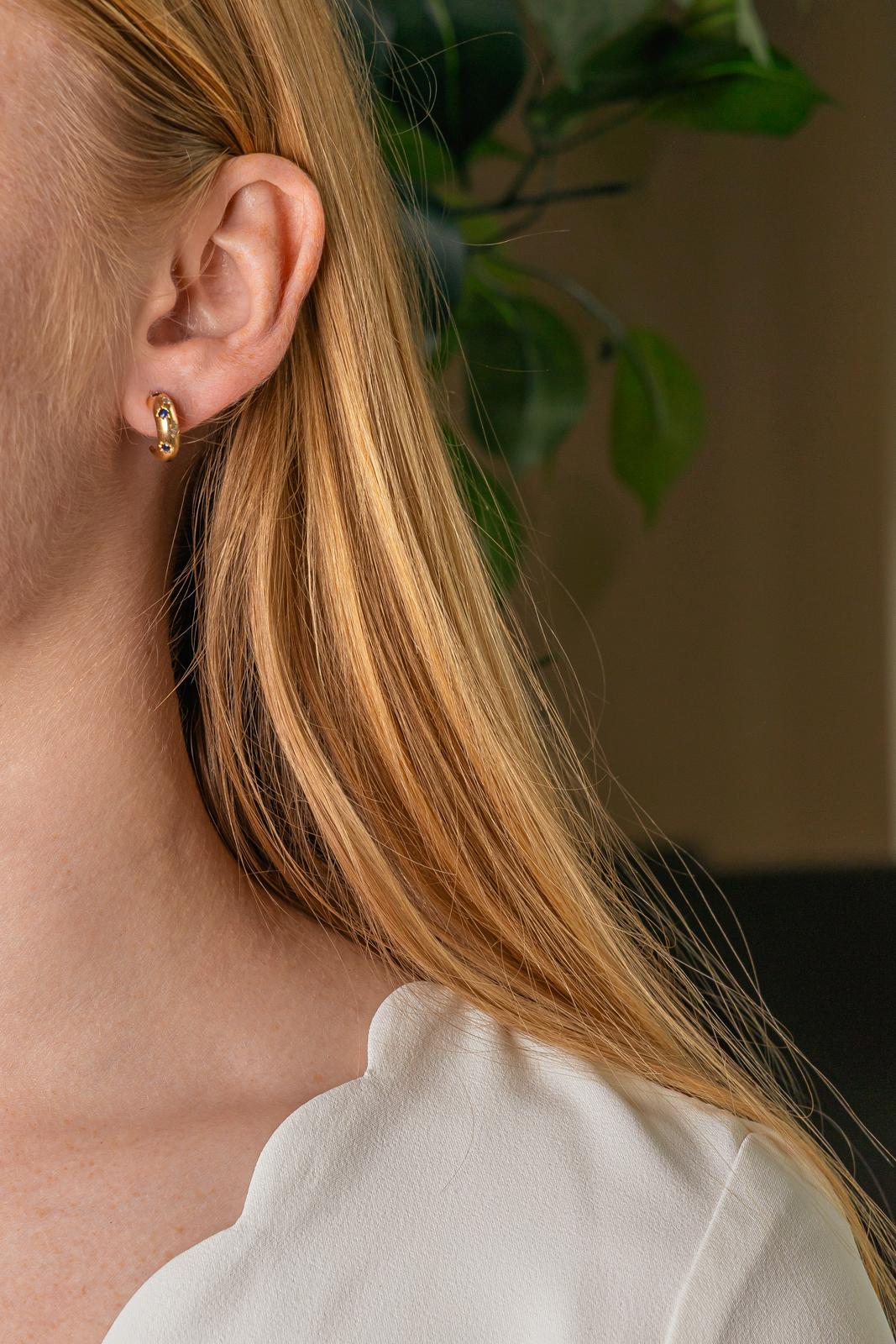 Boucles d'oreilles Créoles  Or jaune Saphir