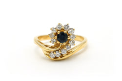 Bague Entourage en or jaune, saphir et diamants