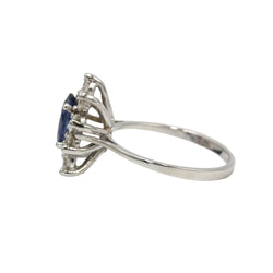 Bague Marguerite en or blanc, saphir et diamants