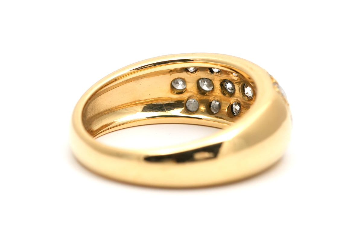 Bague Pavée en or jaune et diamants