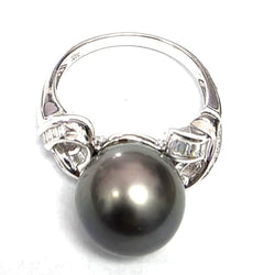 Bague Solitaire en or blanc, perle et diamants