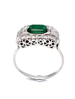 Bague Art-Déco en or, platine, émeraude et diamants