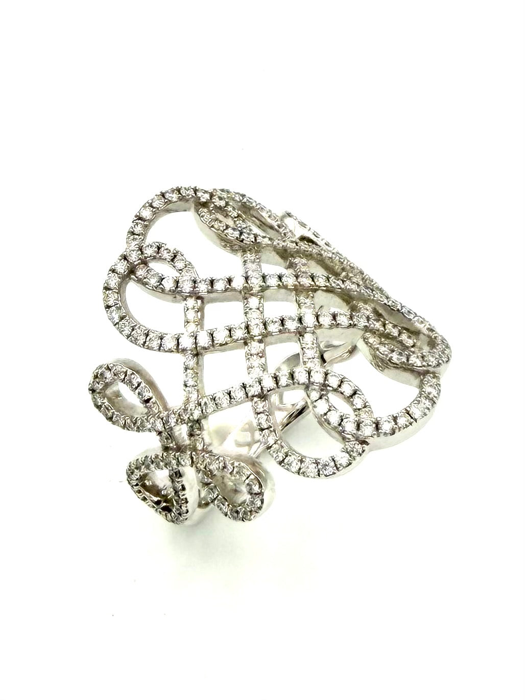MESSIKA. Collection "Promess", bague en or blanc 18K et diamants