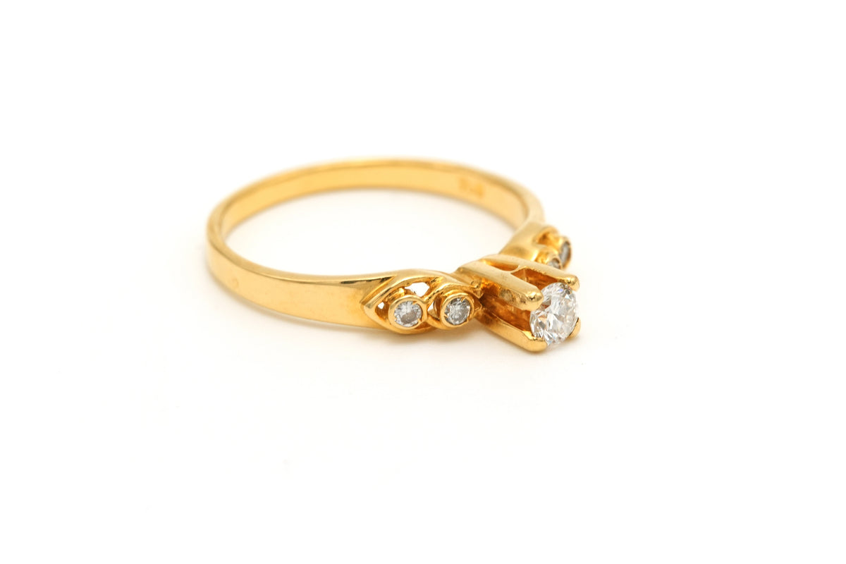 Bague Solitaire en or blanc et diamants