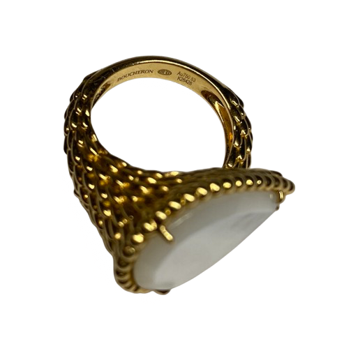 Bague Toi & Moi BOUCHERON "Serpent de Bohème" en or jaune et nacre