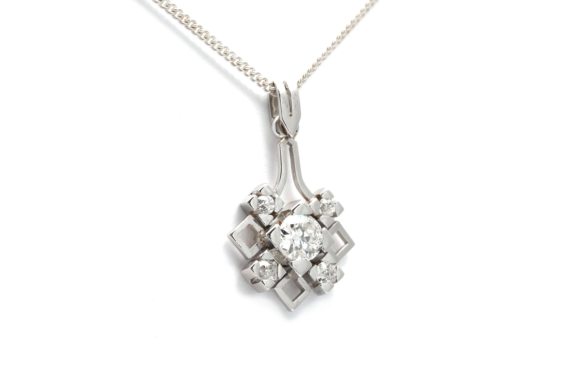 Pendentif en platine et diamants