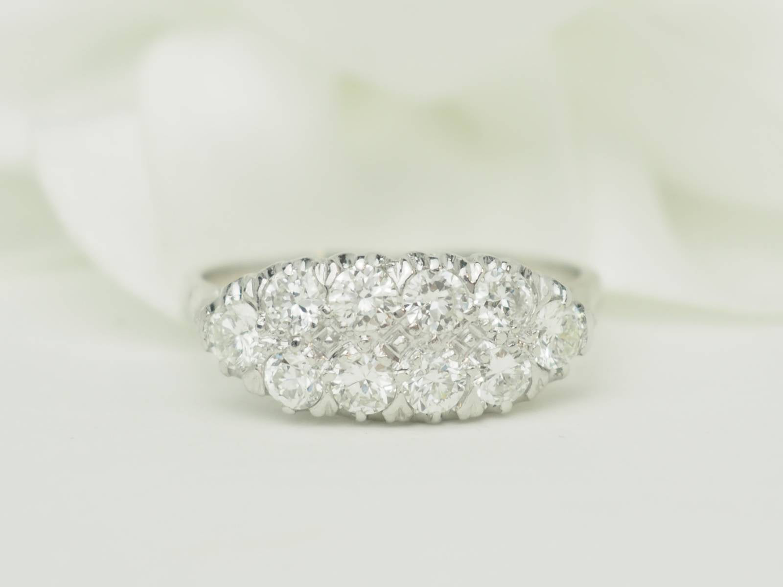 Bague Alliance en or blanc et diamants