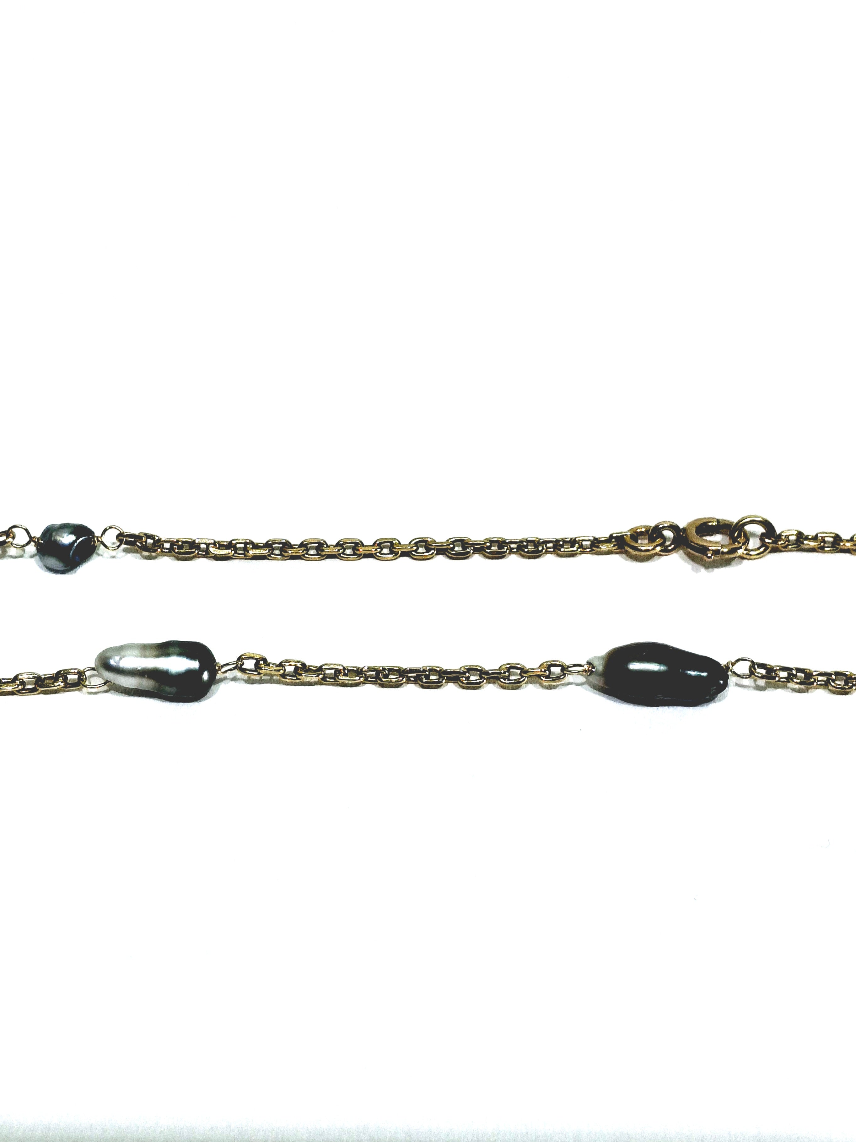 Sautoir en or rose et Perles de Tahiti.