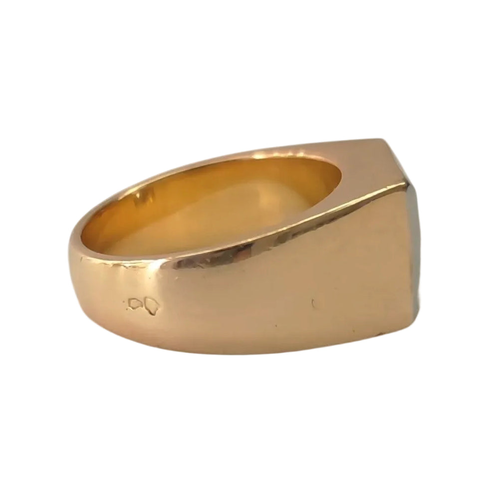 Bague Chevalière en or jaune, platine et diamant