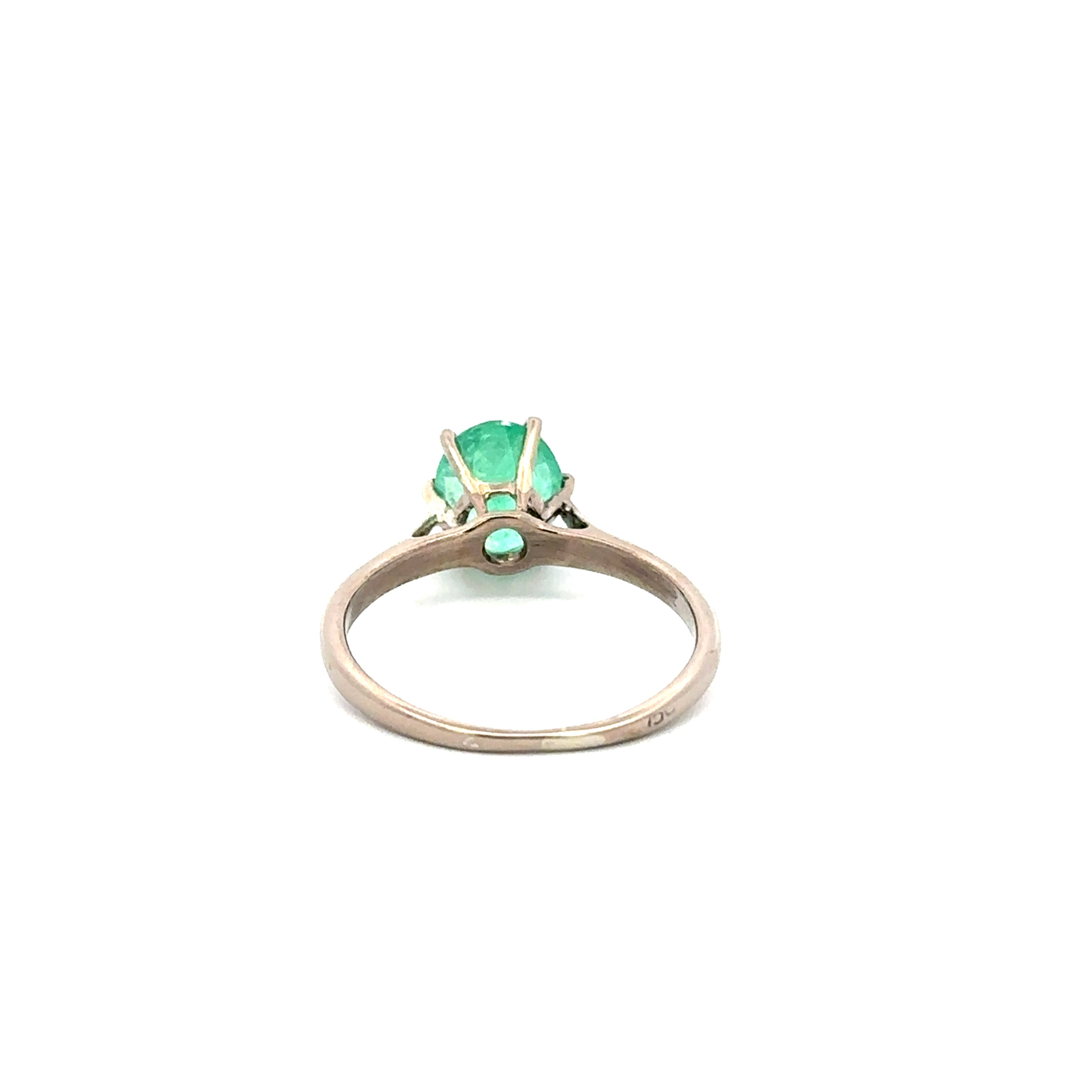 Bague Solitaire en or blanc et émeraude