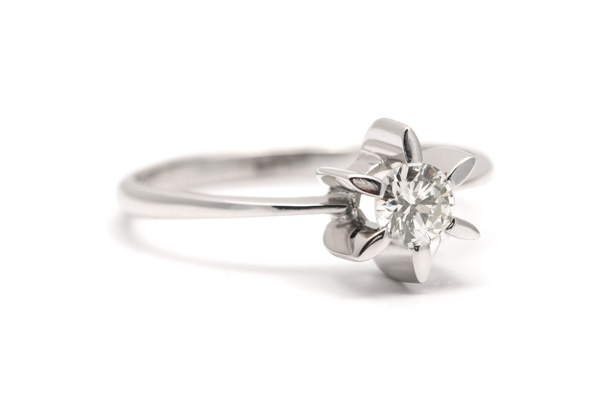 Bague Solitaire en or blanc et diamant