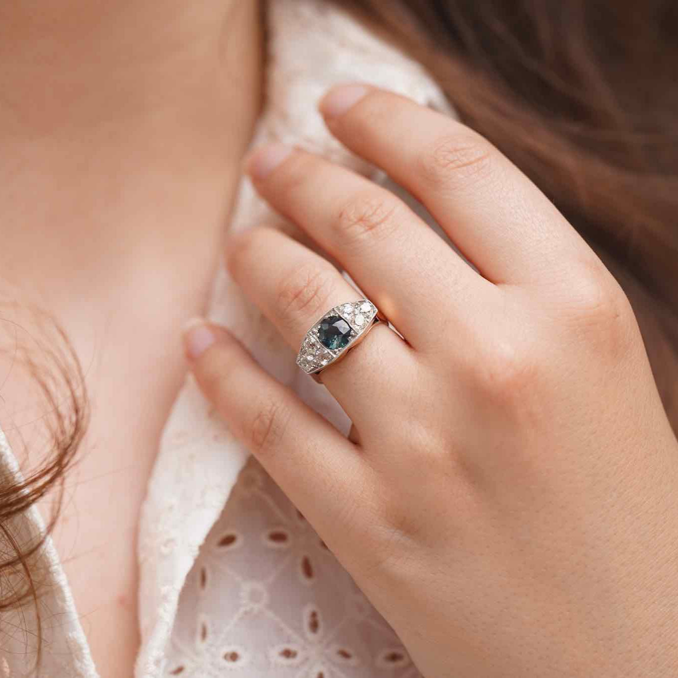 Bague 1940 saphir vert en or 18k et platine