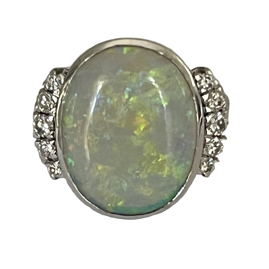 Bague ADAMEK Opale en or gris et diamants - Castafiore