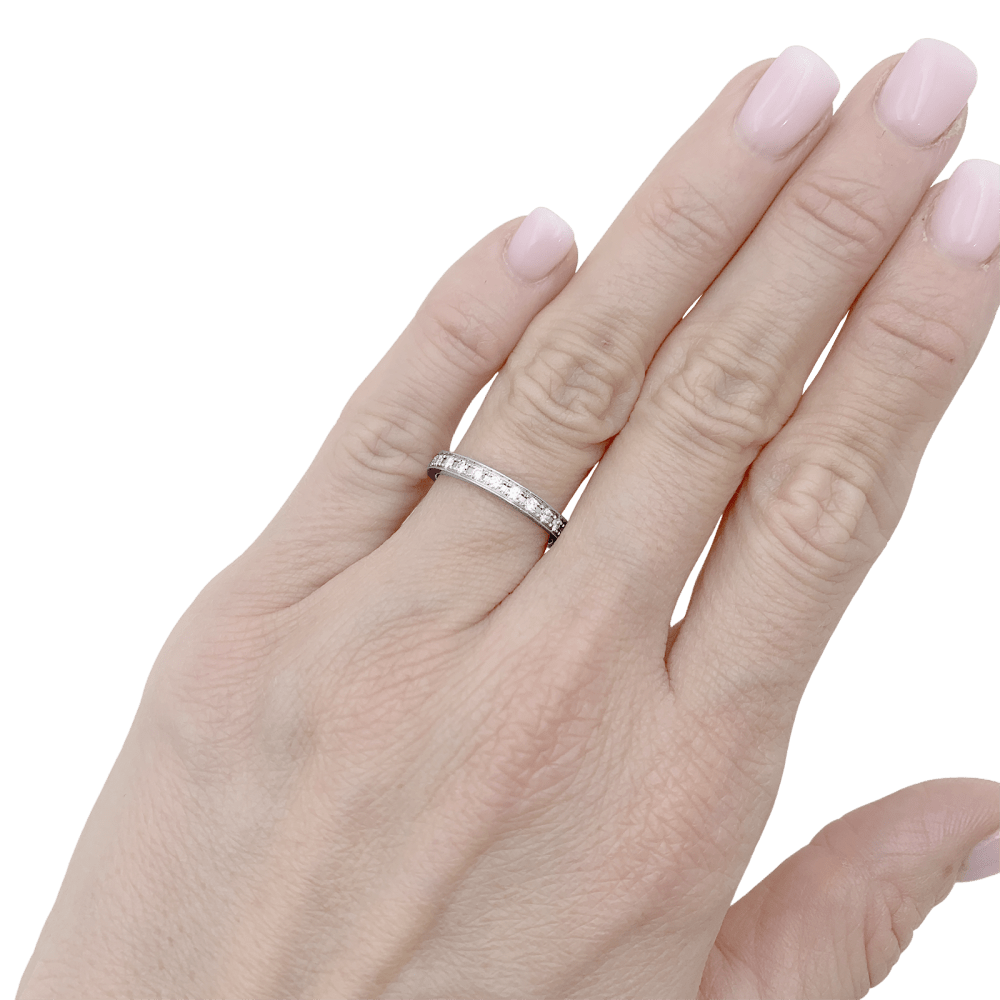 Bague Alliance BOUCHERON "Beloved" en platine et diamants - Castafiore